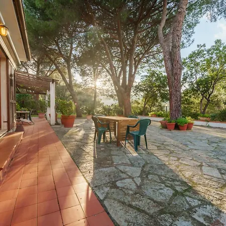 Villa Ai Pini A Punta Perla - Goelba