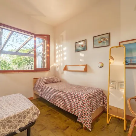 Villa Ai Pini A Punta Perla - Goelba
