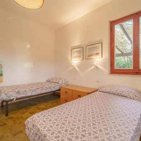 Ai Pini A Punta Perla - Goelba Villa *