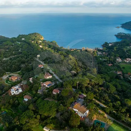 Villa Ai Pini A Punta Perla - Goelba
