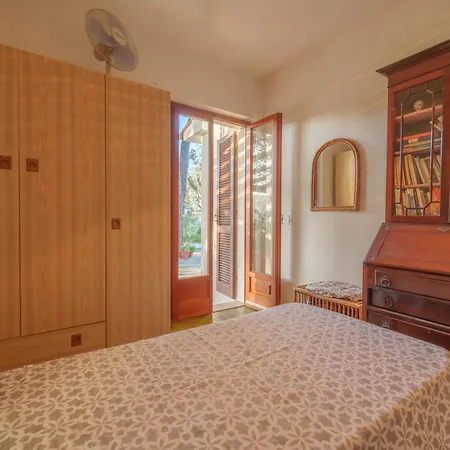 Ai Pini A Punta Perla - Goelba Villa *